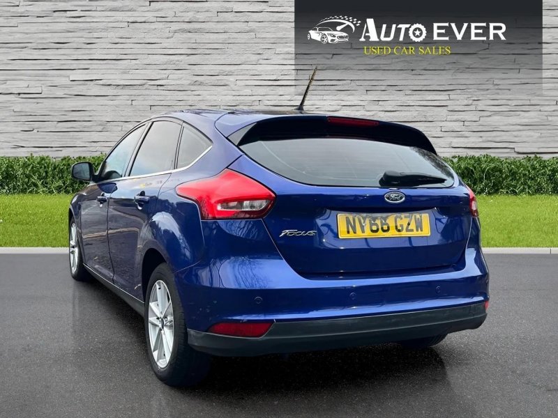 FORD FOCUS