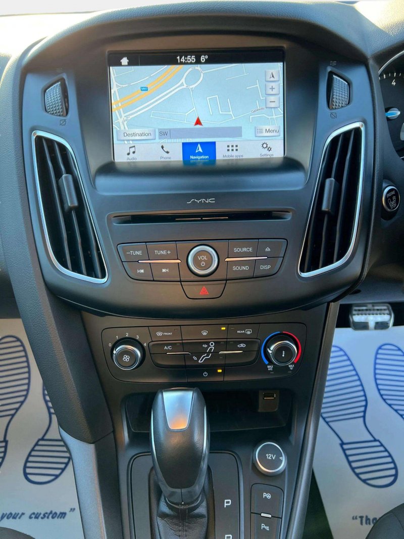 FORD FOCUS