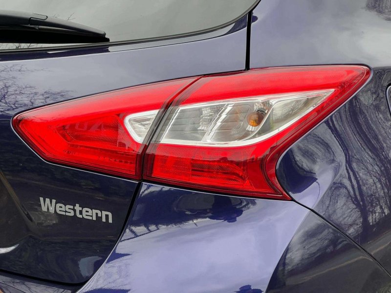 NISSAN PULSAR