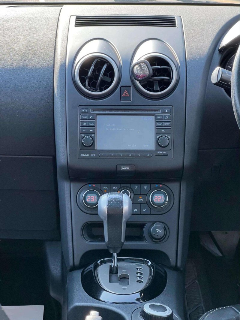 NISSAN QASHQAI+2