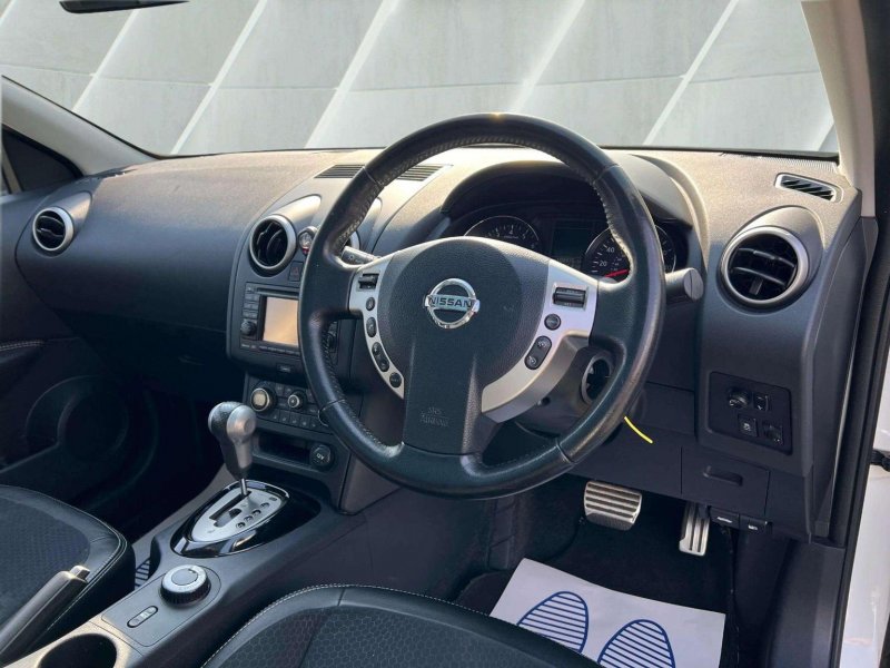 NISSAN QASHQAI+2