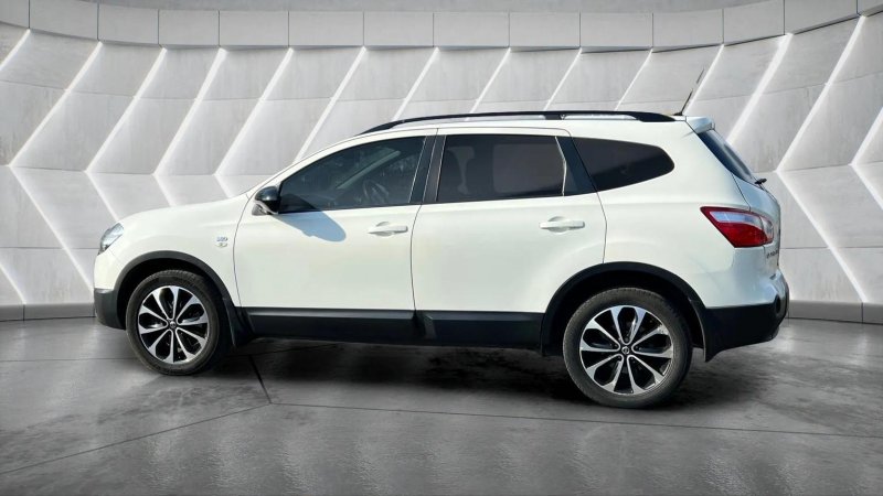 NISSAN QASHQAI+2