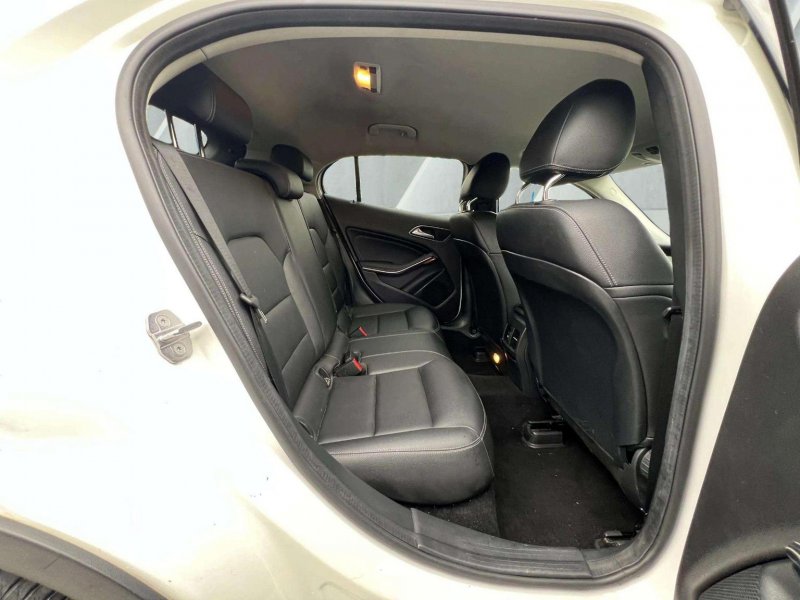 MERCEDES-BENZ GLA CLASS