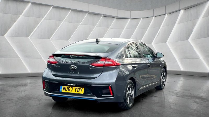 HYUNDAI IONIQ