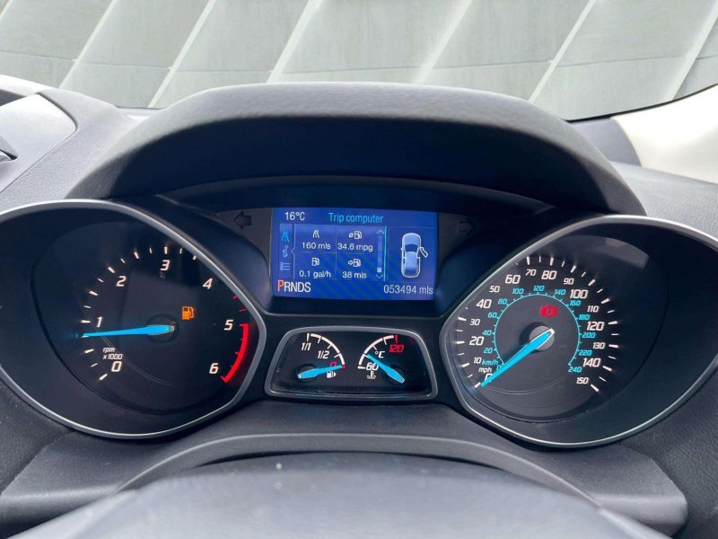 FORD KUGA